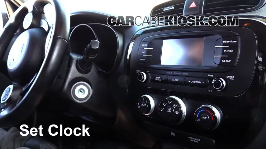 2014 Kia Soul ! 2.0L 4 Cyl. Clock